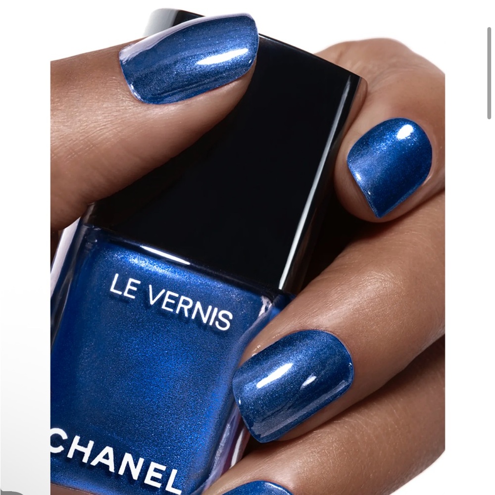 Limited edition) Chanel Le Vernis